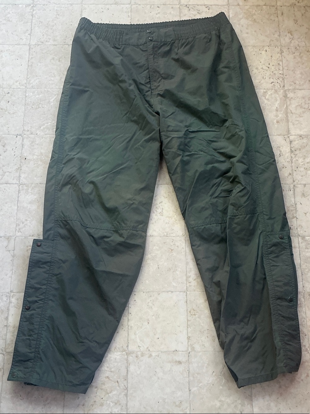 Men's Olive Green Lined Ski Pants size L